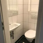 Miete 5 Schlafzimmer wohnung von 15 m² in Frankfurt