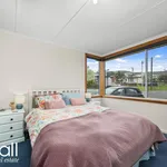 Rent 3 bedroom apartment in Risdon Vale