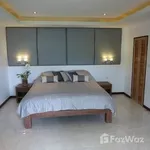 Rent 6 bedroom house of 580 m² in Phuket