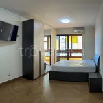 Rent 5 bedroom apartment of 80 m² in Napoli