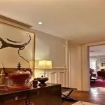 Rent 2 bedroom apartment of 1184 m² in Paris