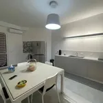 Rent 4 bedroom house of 140 m² in Siracusa