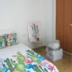 Alquilo 2 dormitorio apartamento de 89 m² en Alicante