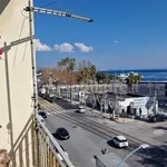 Affitto 4 camera appartamento di 117 m² in Messina