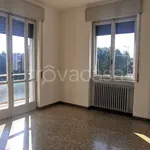 Affitto 2 camera appartamento di 63 m² in Bergamo