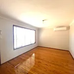 Rent 3 bedroom house in  Oxley Park NSW 2760                        