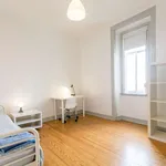 Rent a room in lisbon