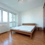 Pronajměte si 2 ložnic/e byt o rozloze 58 m² v Capital City of Prague