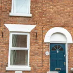 Rent 3 bedroom flat of 93 m² in Shrewsbury