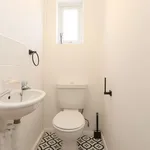 Rent 3 bedroom house in East Midlands