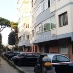 Affitto 5 camera appartamento di 130 m² in Napoli