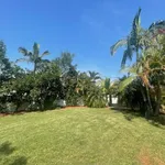 Rent 5 bedroom house in Pelican Waters