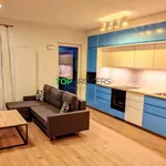 Rent 3 bedroom apartment of 81 m² in Warsaw