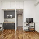 Rent 1 bedroom apartment of 45 m² in Milan