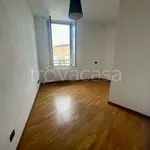 Rent 3 bedroom apartment of 70 m² in Milano