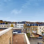 Rent 2 bedroom apartment of 68 m² in Kensington