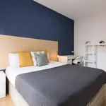 Rent 5 bedroom apartment in Barcelona