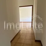 Rent 3 bedroom apartment of 90 m² in Porto