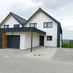 Pronájem domu 145m² s pozemkem 381m²