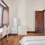 Rent a room in lisbon