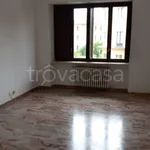 Affitto 3 camera appartamento di 85 m² in Torino