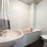 Flat to rent in Clarendon Road, Luton LU2