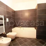 Rent 5 bedroom apartment of 191 m² in Genova