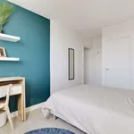 Rent a room in paris