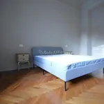 Rent 1 bedroom apartment of 71 m² in milano