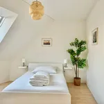 Rent 5 bedroom apartment of 150 m² in Wien