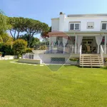 Rent 10 bedroom house of 380 m² in Roma