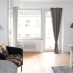 Rent 1 bedroom apartment of 31 m² in Dusseldorf