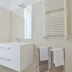 Rent 3 bedroom apartment in Milan