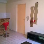 Appartement de 38 m² avec 2 chambre(s) en location à Poitiers