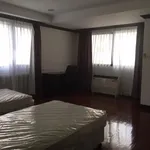 Rent 4 bedroom apartment of 280 m² in Bangkok