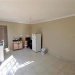 Rent 1 bedroom apartment of 488 m² in Benoni