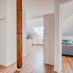 Miete 3 Schlafzimmer wohnung von 60 m² in Frankfurt am Main