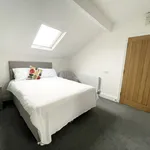 Rent 1 bedroom house in Leeds