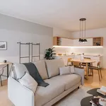 Rent 4 bedroom apartment of 100 m² in Lisboa