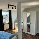 Miete 3 Schlafzimmer wohnung von 90 m² in Düsseldorf