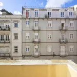 Rent a room of 100 m² in Lisboa