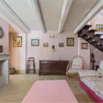 Rent 6 bedroom house of 140 m² in Casarano