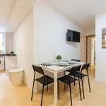 Rent 4 bedroom apartment in Valencia