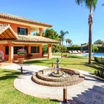 Rent 5 bedroom house of 1100 m² in Marbella