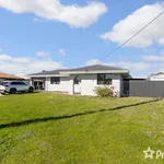 Rent 3 bedroom house in  East Cannington WA 6107                        