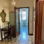 Affitto 2 camera appartamento di 63 m² in Reggio nell'Emilia