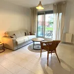 Appartement de 22 m² avec 1 chambre(s) en location à Saint-Laurent-du-Var