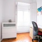 Rent 5 bedroom apartment in Lisbon