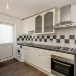 Rent 2 bedroom flat in South East England