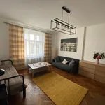 Pronajměte si 3 ložnic/e byt o rozloze 102 m² v Prague